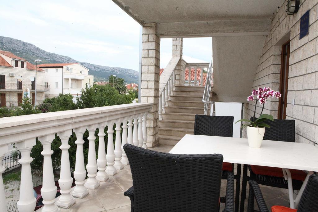 Apartments Villa Castello Kaštela エクステリア 写真