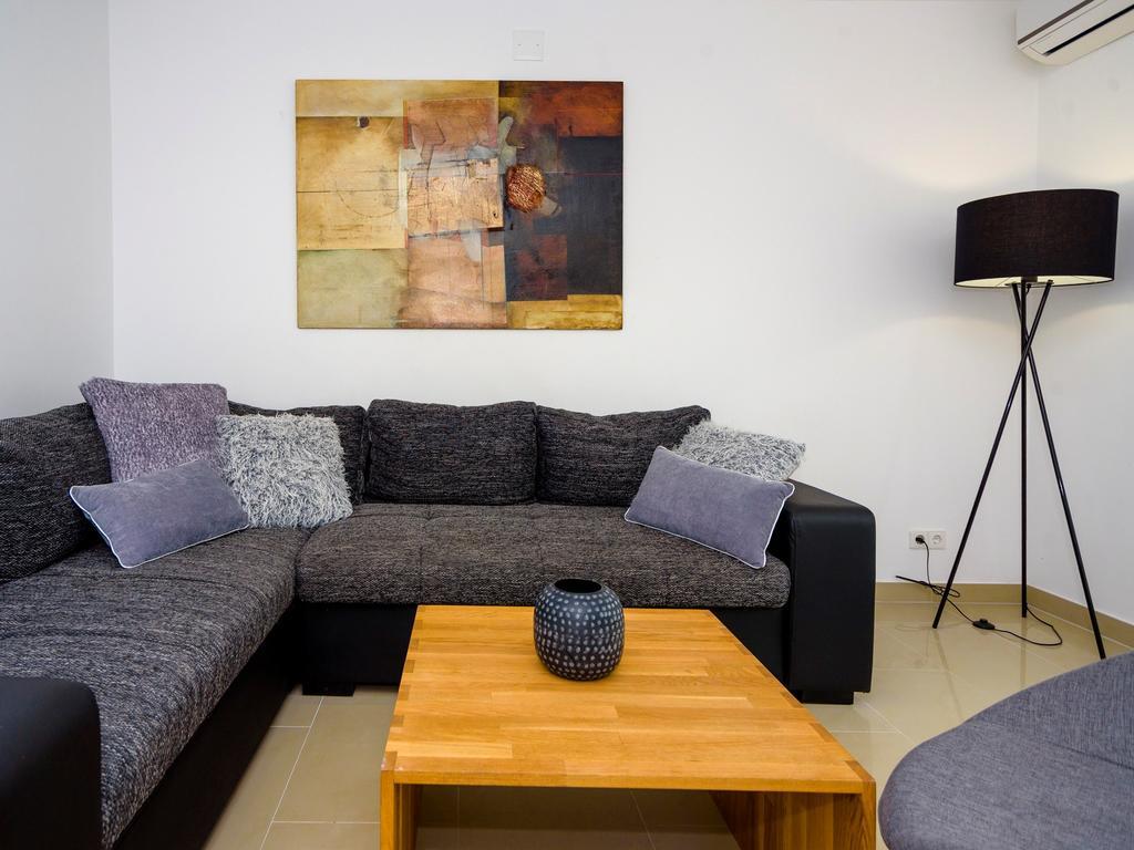 Apartments Villa Castello Kaštela エクステリア 写真