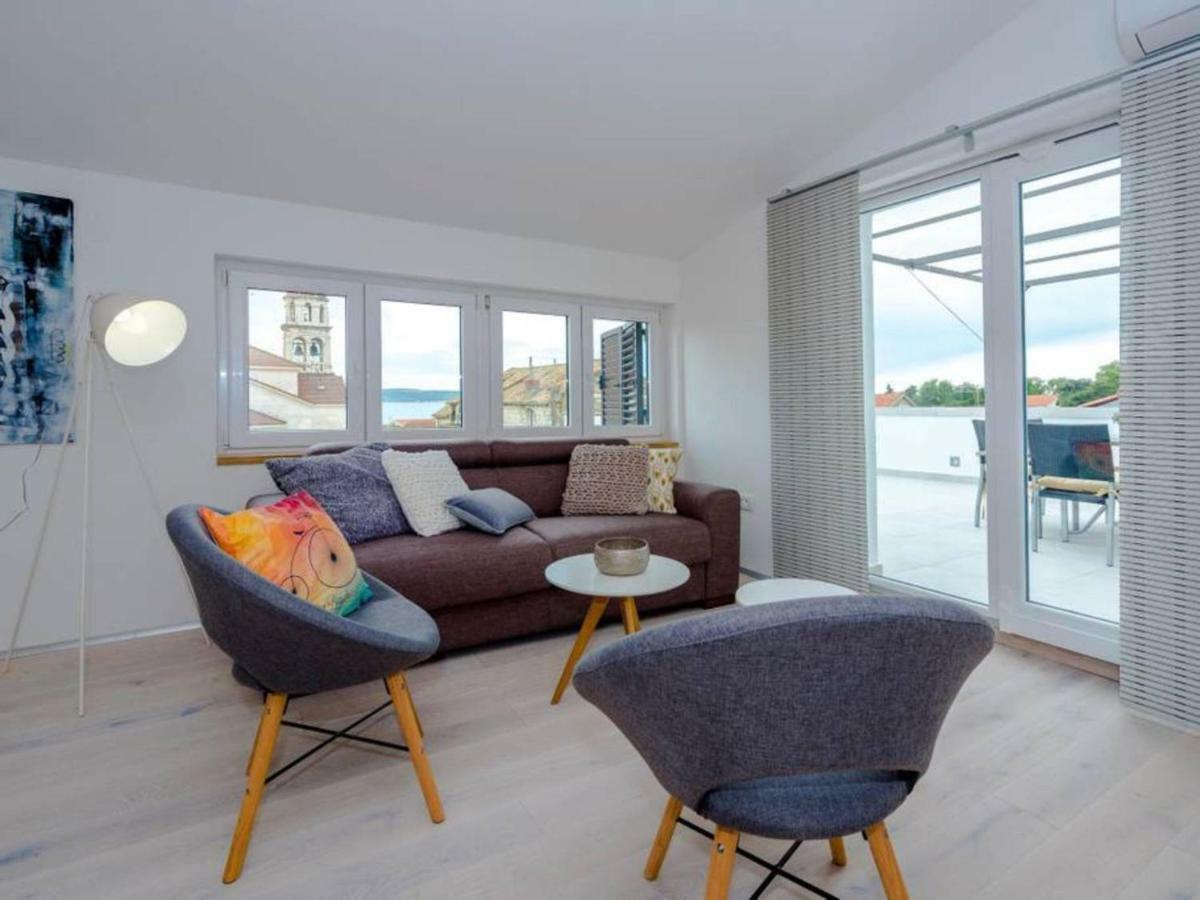 Apartments Villa Castello Kaštela エクステリア 写真