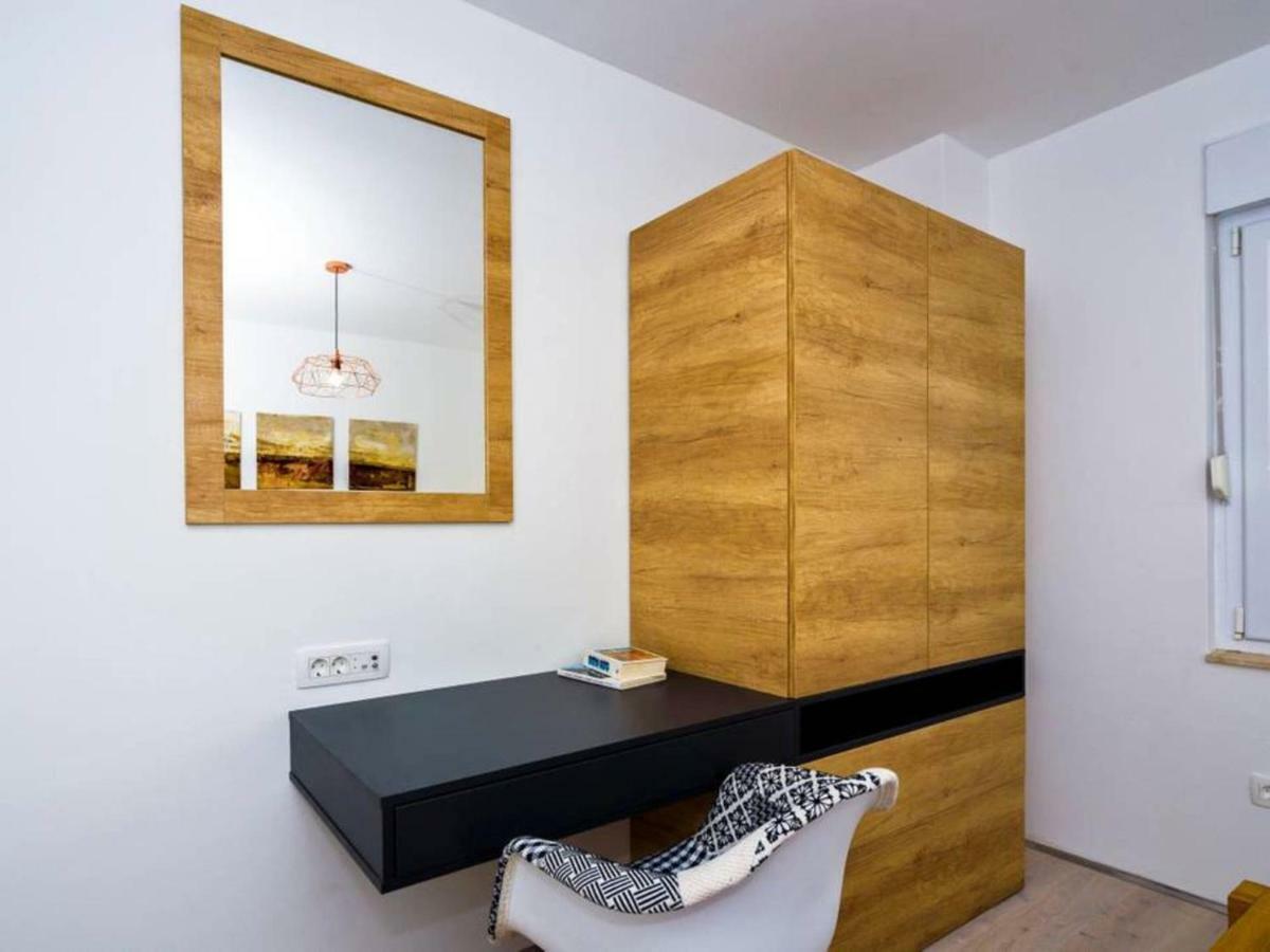 Apartments Villa Castello Kaštela エクステリア 写真