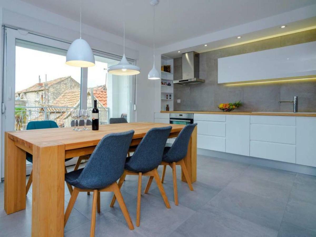 Apartments Villa Castello Kaštela エクステリア 写真